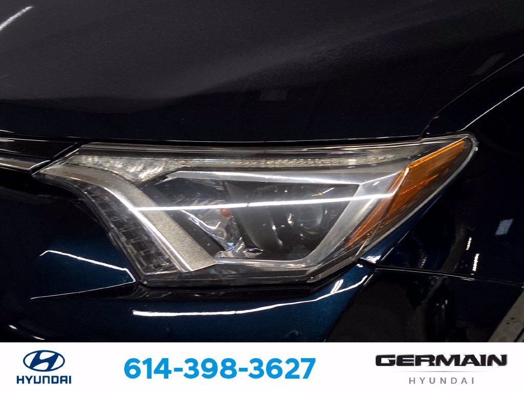 Used 2018 Toyota RAV4 XLE w/ Convenience Package AWD/4WD image 15