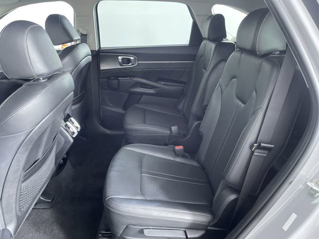 Used 2023 Kia Sorento SX AWD/4WD image 20