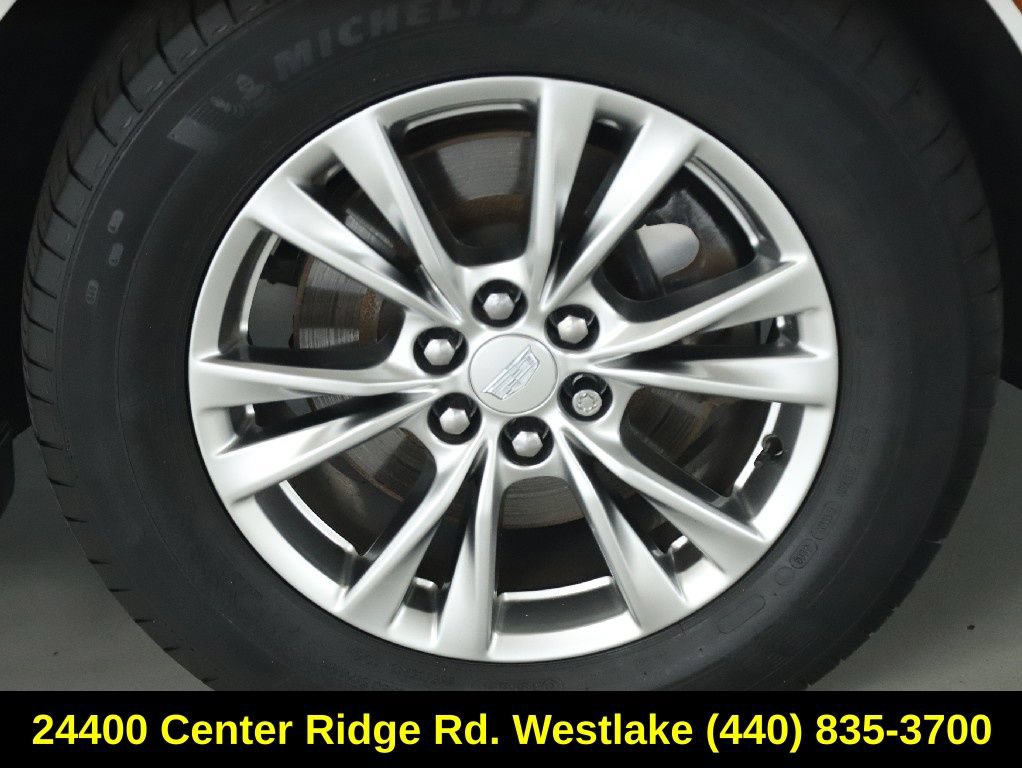 Used 2020 Cadillac XT5 Premium Luxury w/ LPO, Floor Liner Package AWD/4WD image 10