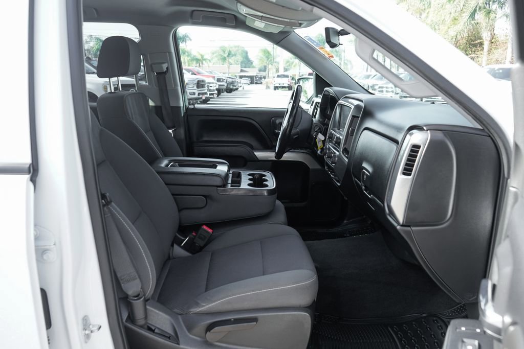 Used 2018 Chevrolet Silverado 1500 LT w/ All Star Edition RWD image 36