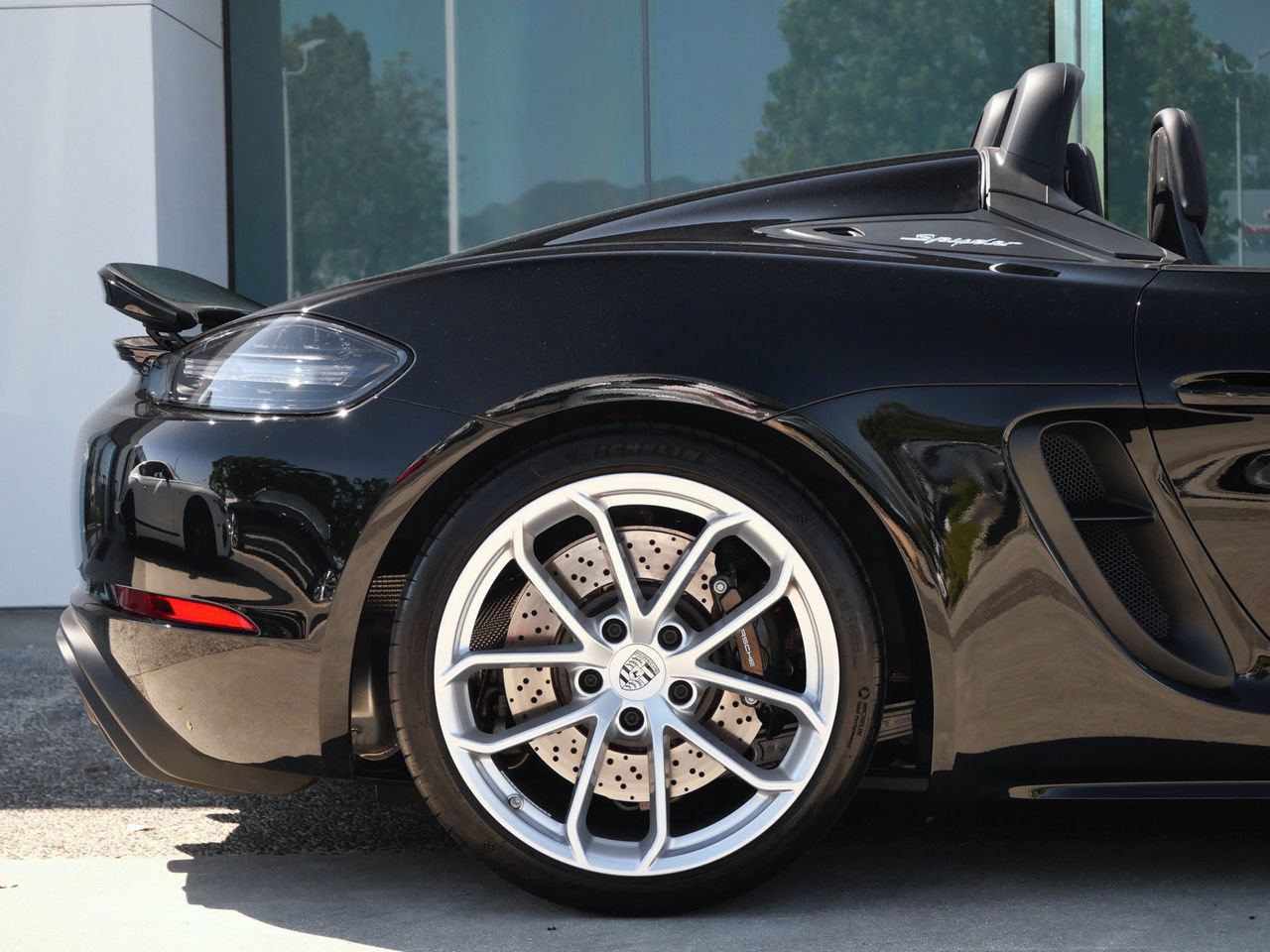 Used 2023 Porsche 718 Boxster Spyder w/ Light Design Package RWD image 5
