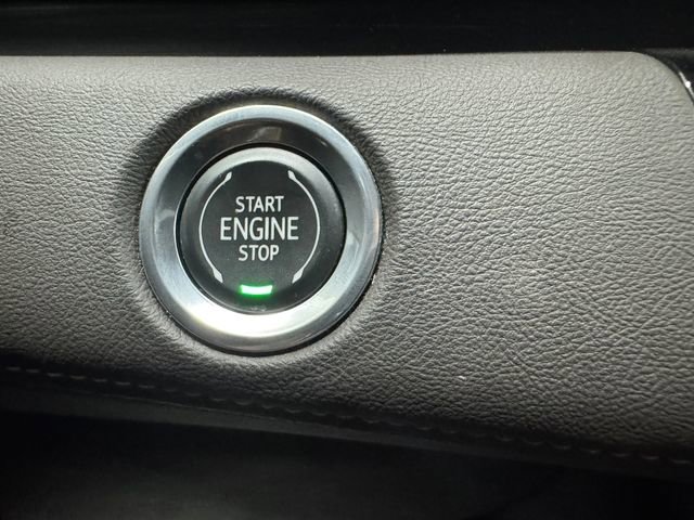 Used 2021 Cadillac Escalade ESV Sport w/ Driver Assist Tech Package RWD image 23
