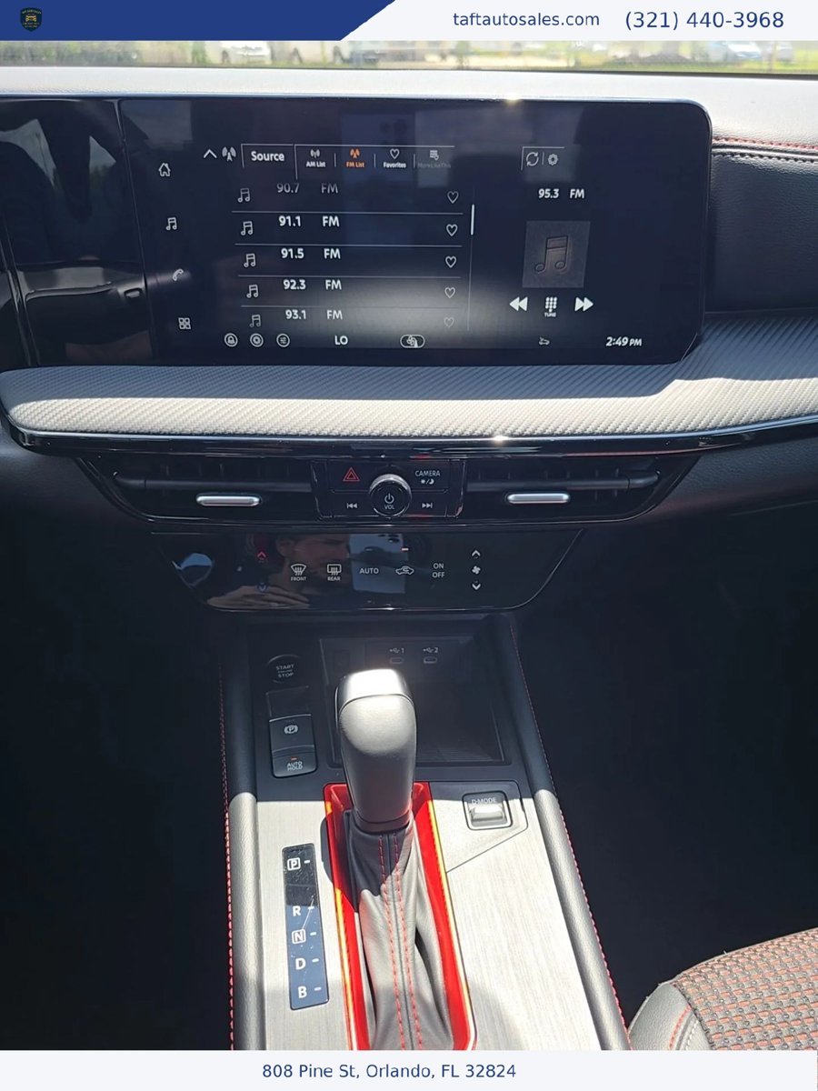 Used 2026 Nissan Kicks SR FWD image 19