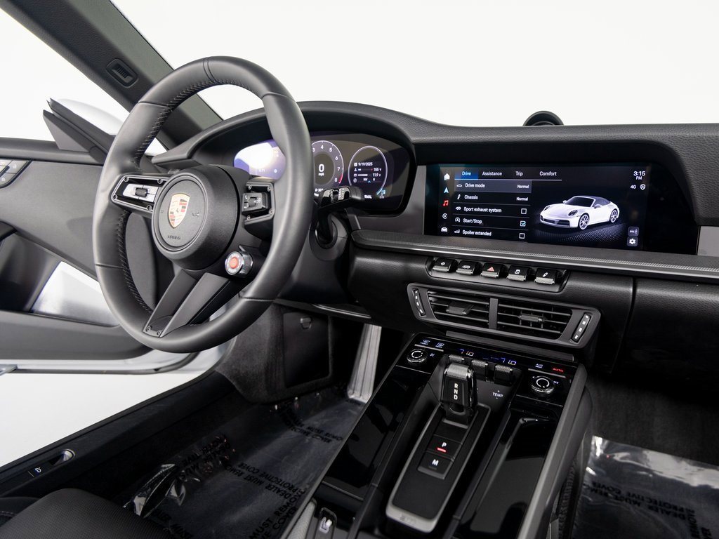 Certified 2025 Porsche 911 Carrera image 29