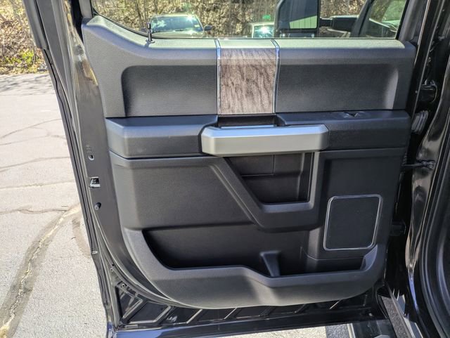 Used 2019 Ford F350 Lariat w/ Lariat Ultimate Package AWD/4WD image 27