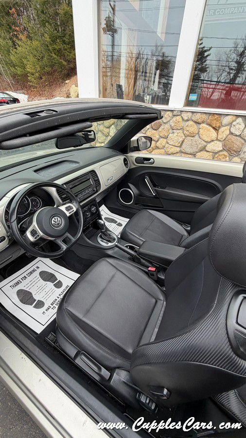 Used 2015 Volkswagen Beetle 1.8T FWD image 33