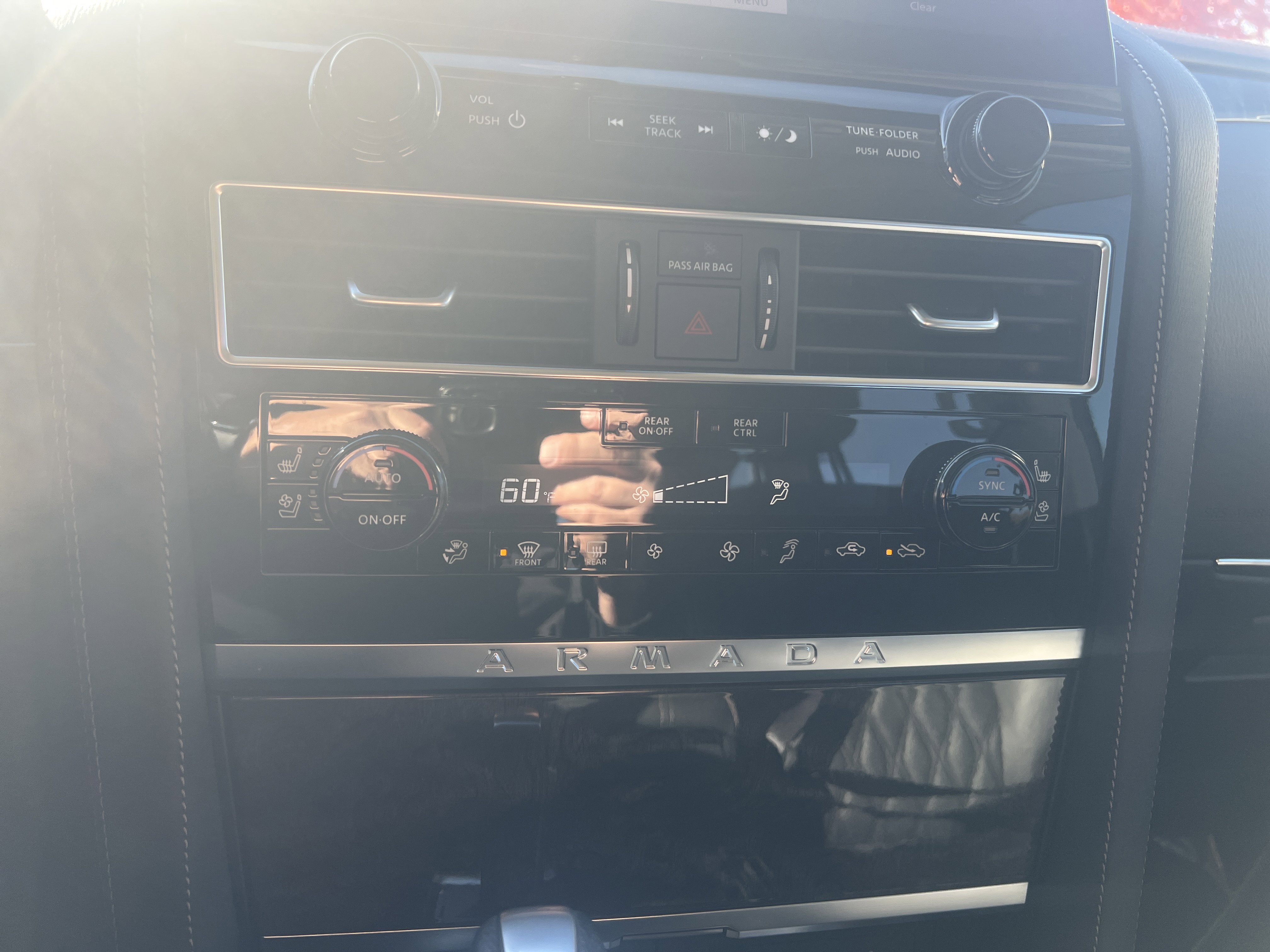 Certified 2024 Nissan Armada Platinum w/ Captain's Chairs Package image 18