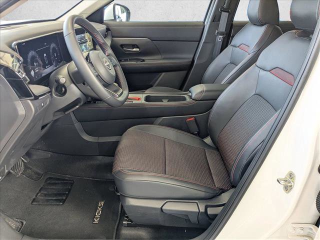 Used 2025 Nissan Kicks SR AWD/4WD image 14