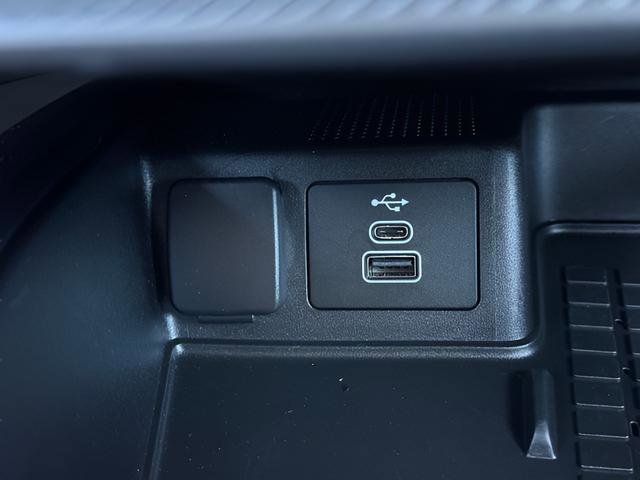 Used 2025 Ford Bronco Sport Badlands AWD/4WD image 13