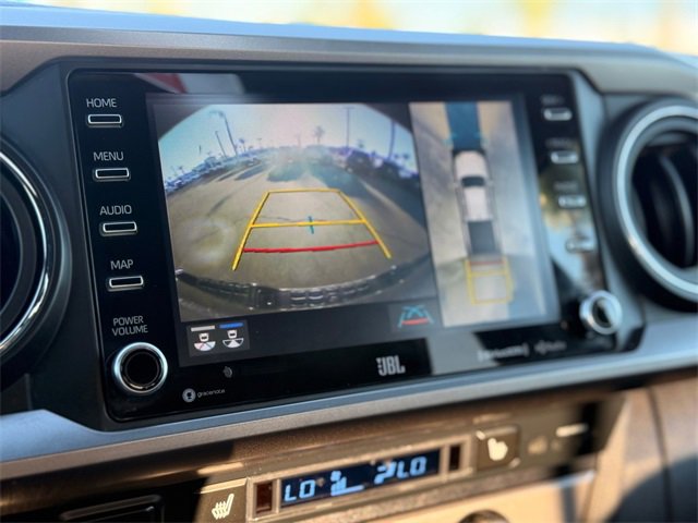 Used 2021 Toyota Tacoma Limited image 14