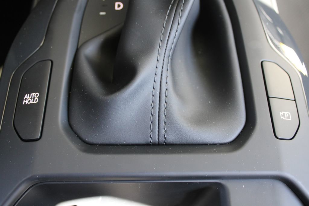 New 2025 Kia K4 EX image 32