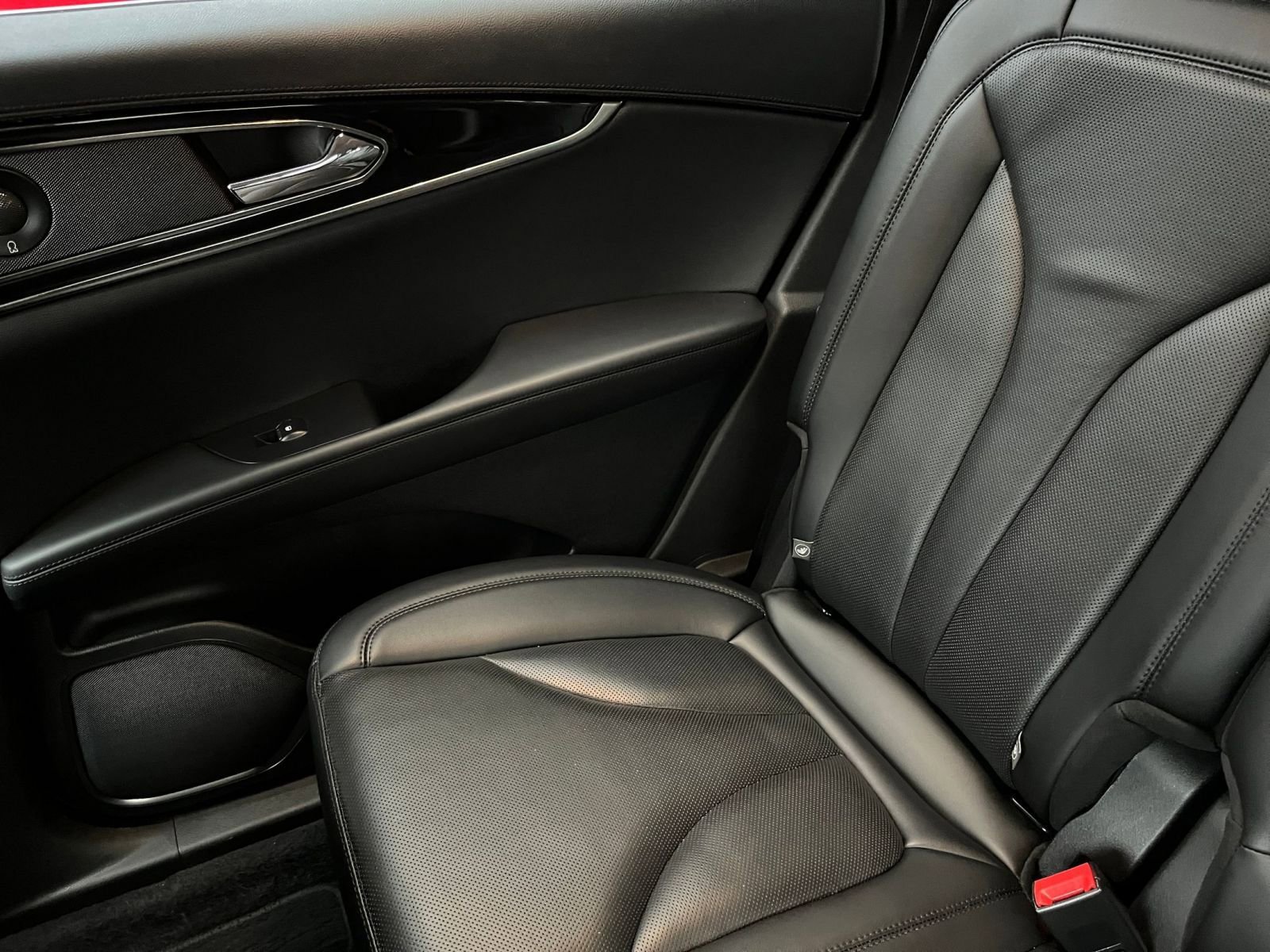 Used 2023 Lincoln Nautilus Reserve w/ Equipment Group 201A image 41