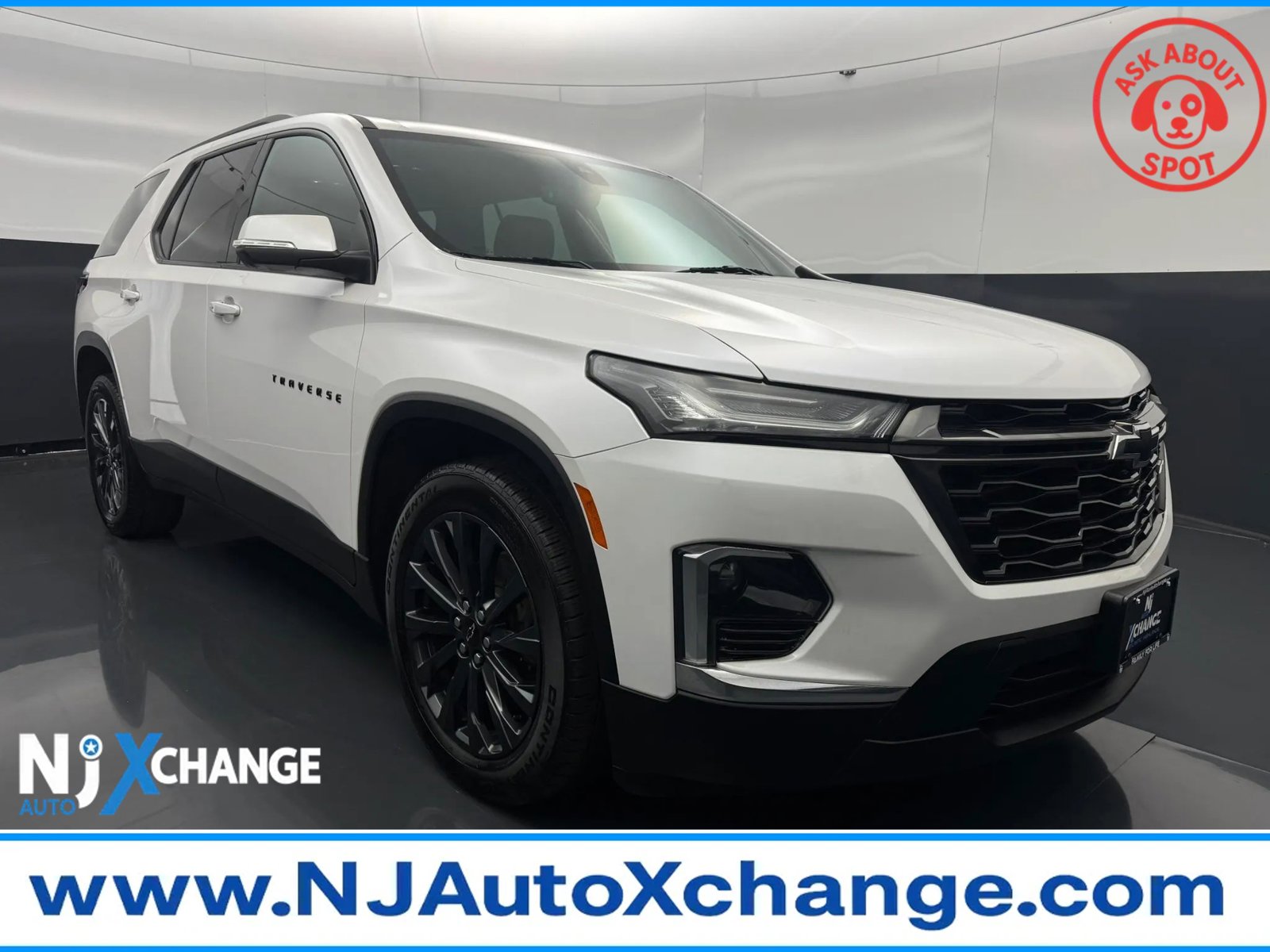 Used 2023 Chevrolet Traverse RS