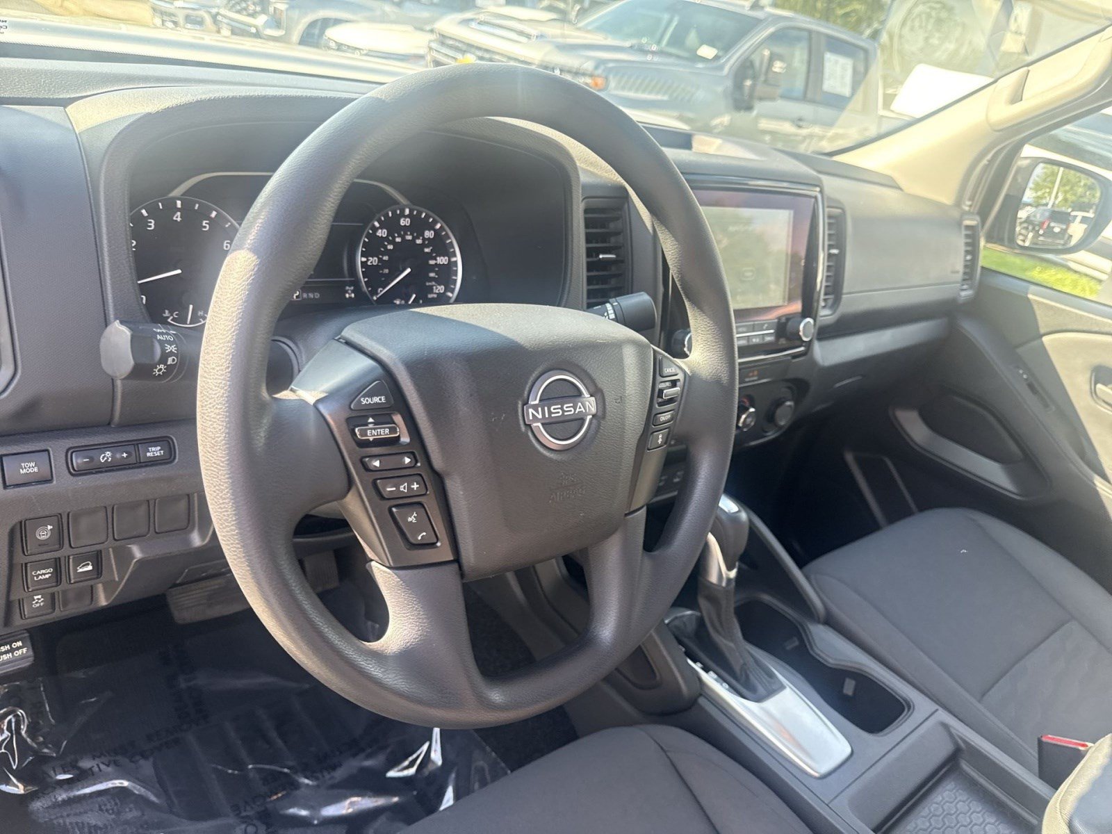 Used 2023 Nissan Frontier S w/ Technology Package AWD/4WD image 13
