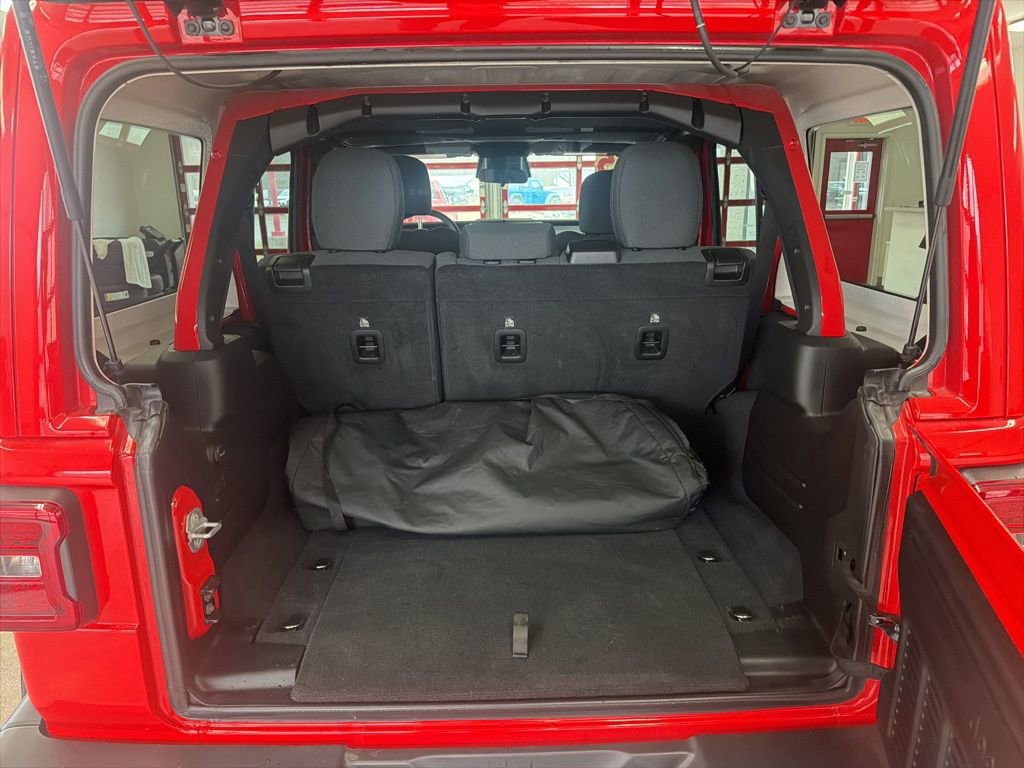 Certified 2025 Jeep Wrangler Sahara 4xe image 22