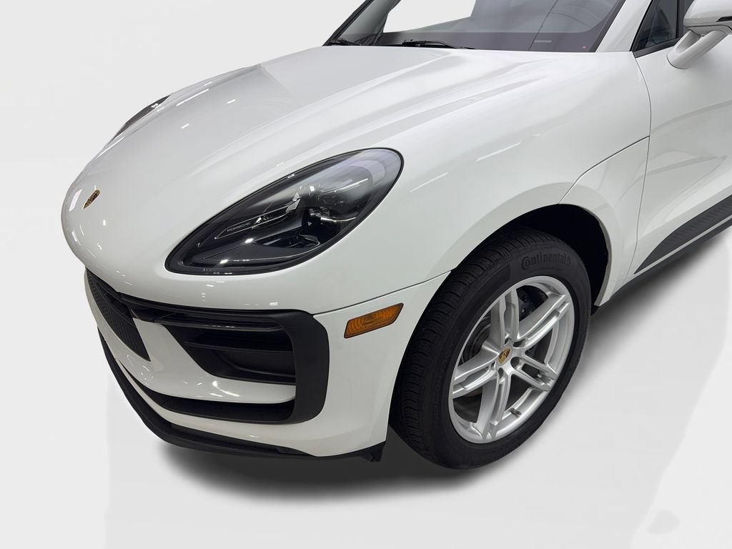 Used 2022 Porsche Macan AWD/4WD image 18
