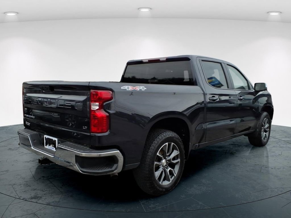 Used 2024 Chevrolet Silverado 1500 LT image 3