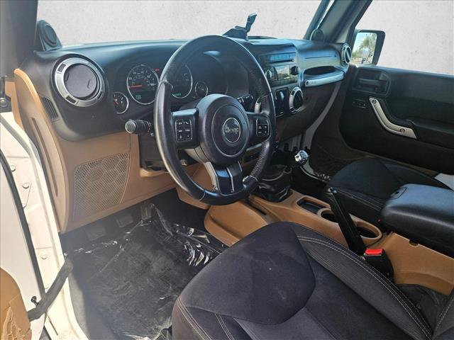 Used 2013 Jeep Wrangler Sahara w/ Connectivity Group AWD/4WD image 9