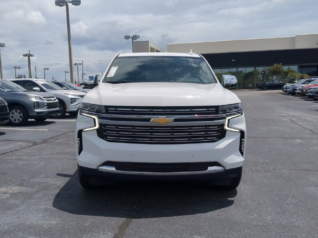 Used 2024 Chevrolet Tahoe Premier RWD image 3
