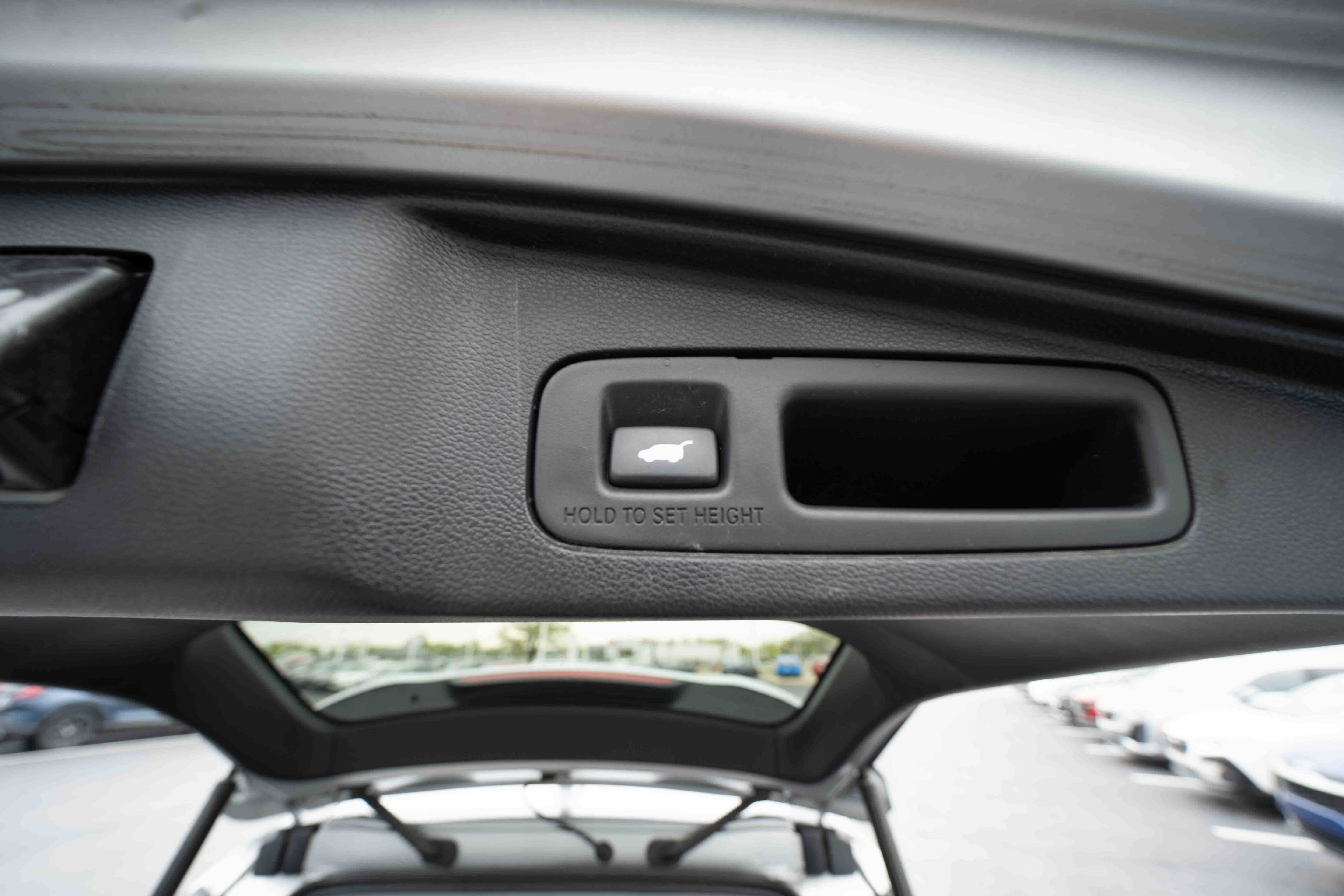 Used 2020 Honda CR-V Touring image 28