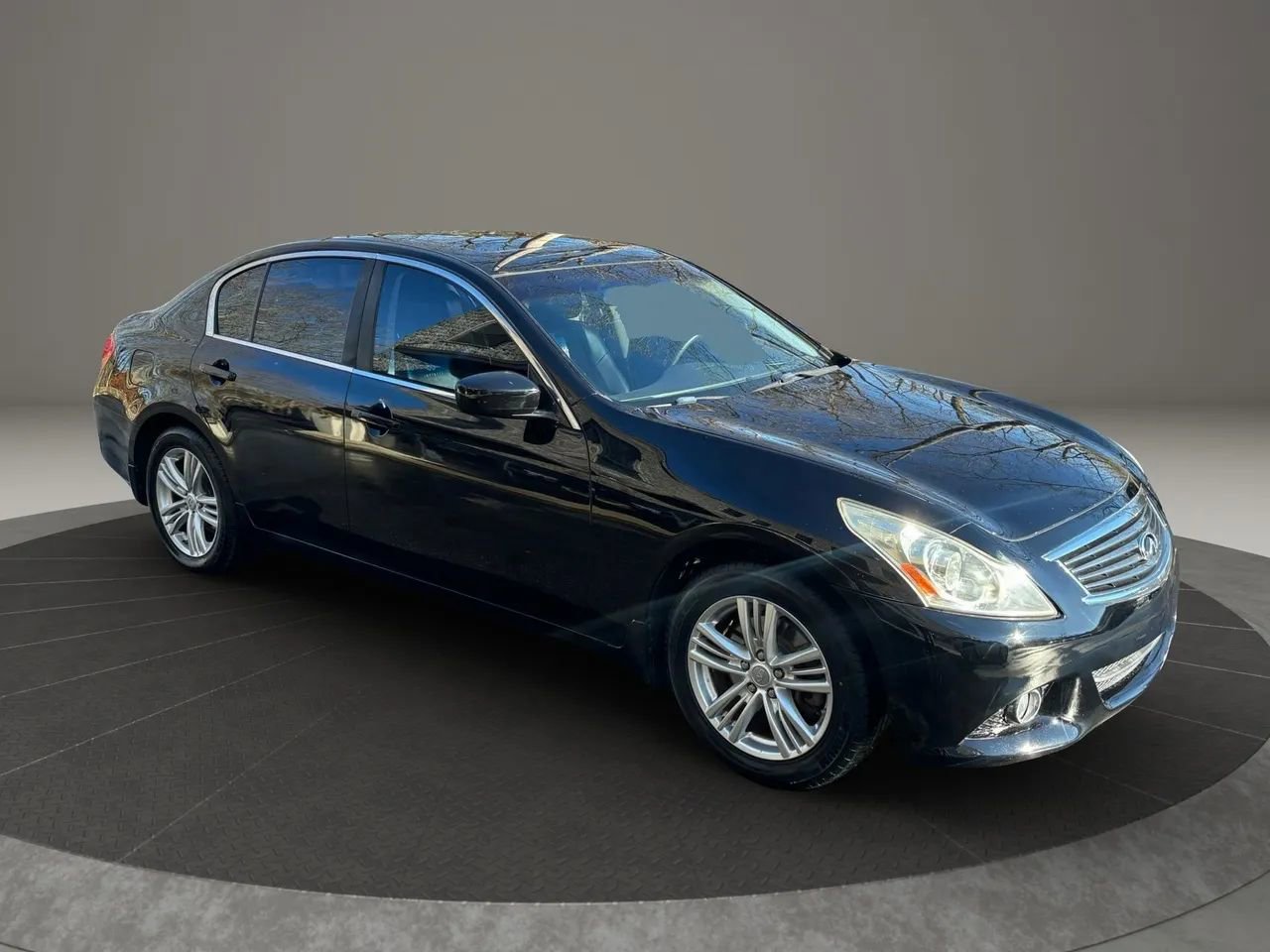 Used 2013 INFINITI G37 x Sedan w/ Premium Pkg image 10