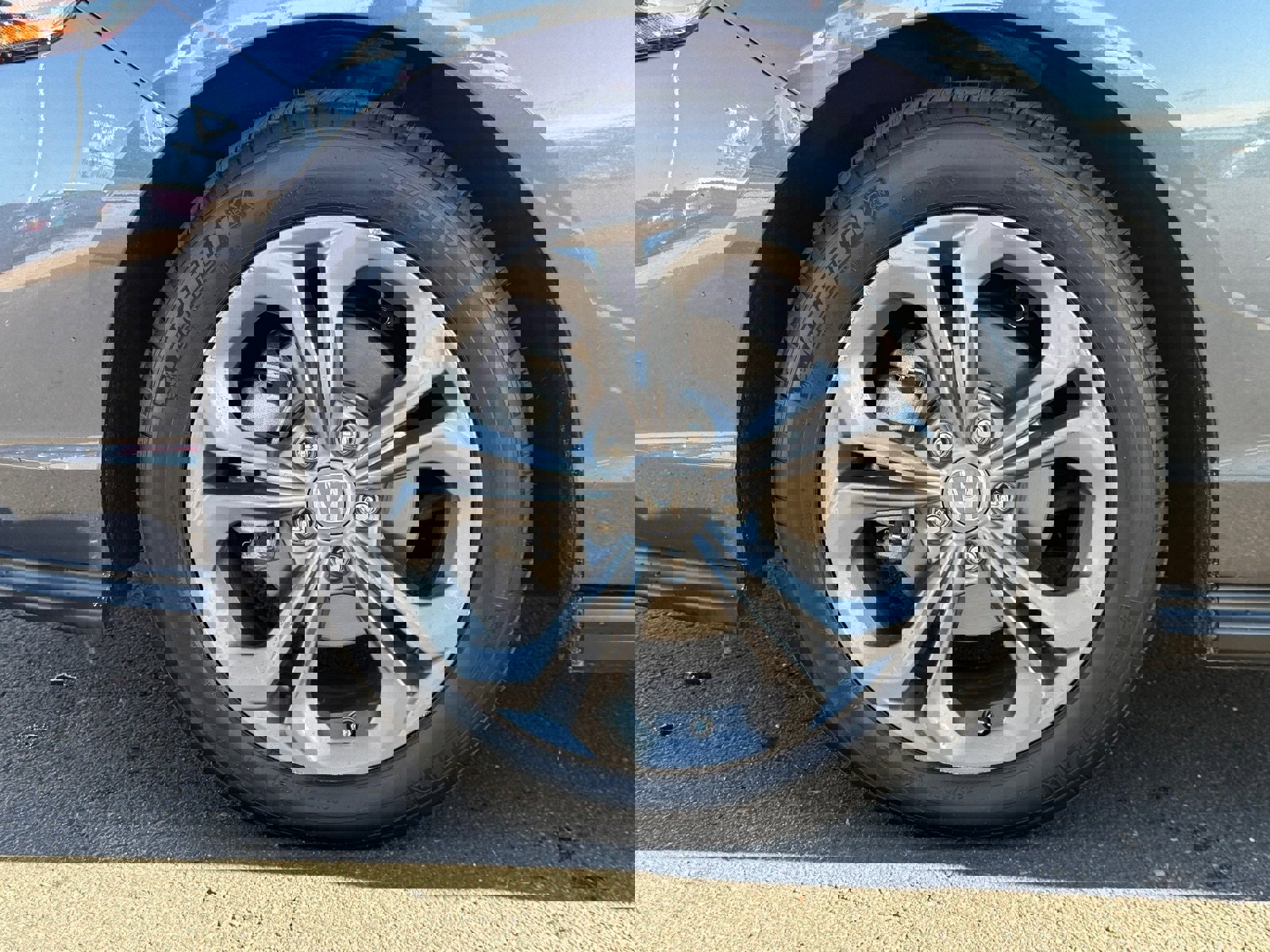 Used 2024 Honda Accord EX image 11