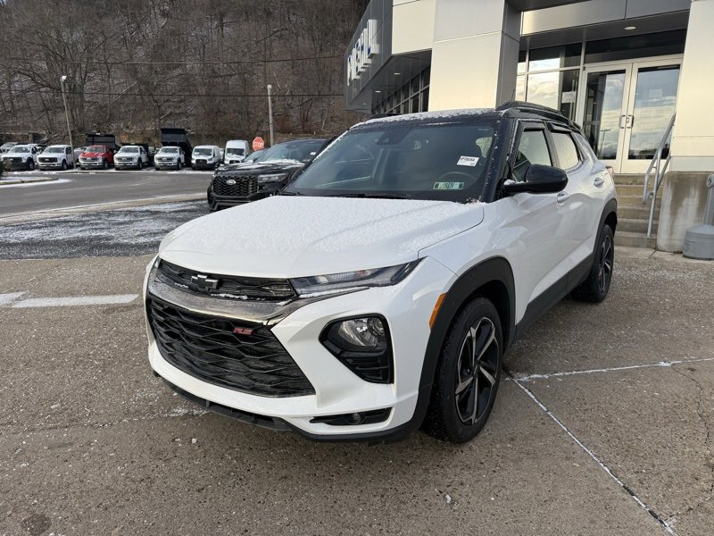 Used 2021 Chevrolet TrailBlazer RS w/ Convenience Package image 3