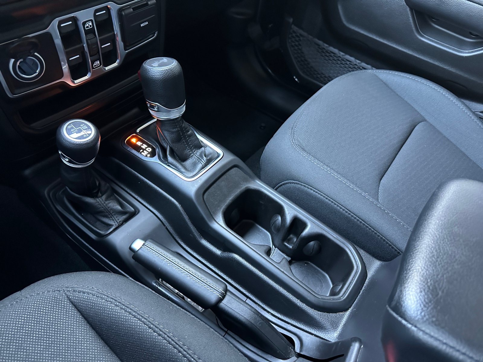 Used 2023 Jeep Wrangler Unlimited w/ 8.4" Radio Group AWD/4WD image 25