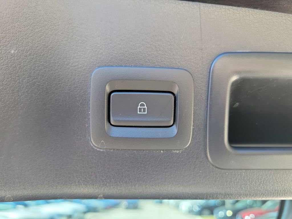 Used 2021 MAZDA MAZDA3 s image 11