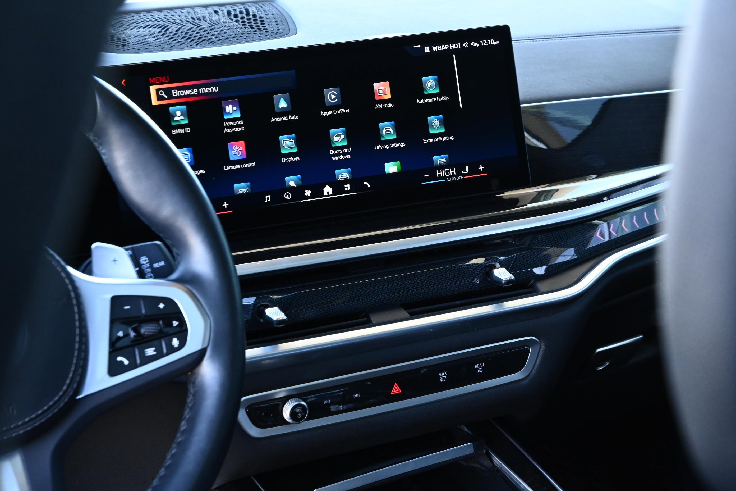 Certified 2024 BMW X7 xDrive40i w/ Executive Package image 22