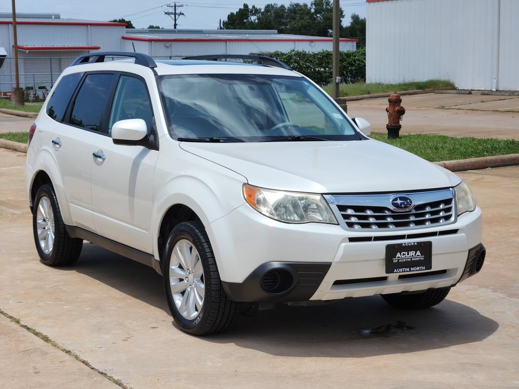 Used 2012 Subaru Forester 2.5X Premium AWD/4WD image 3
