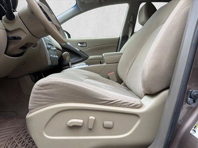 Used 2014 Nissan Murano SV AWD/4WD image 11
