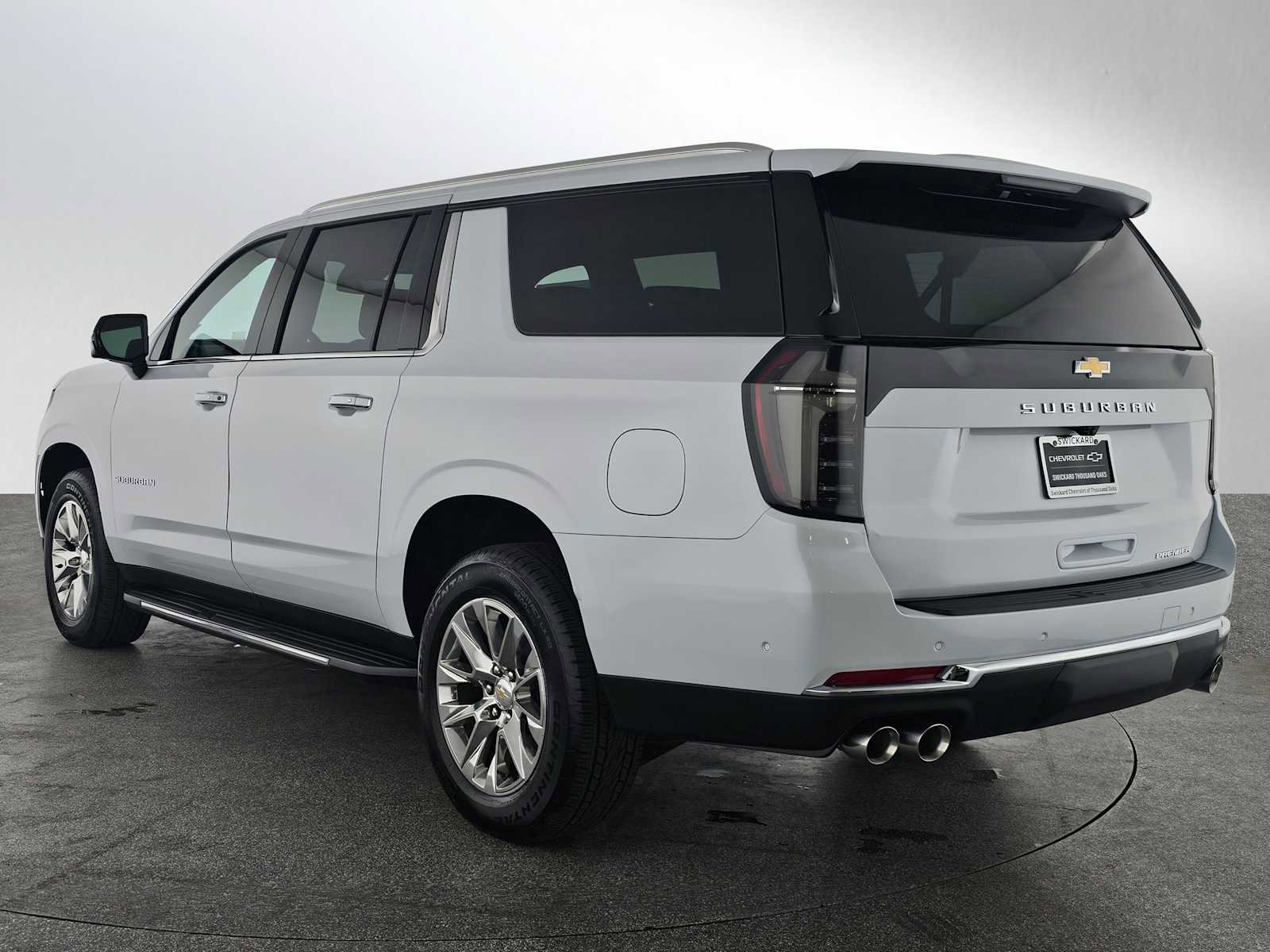 New 2026 Chevrolet Suburban Premier w/ Sun And Tow Package AWD/4WD image 5