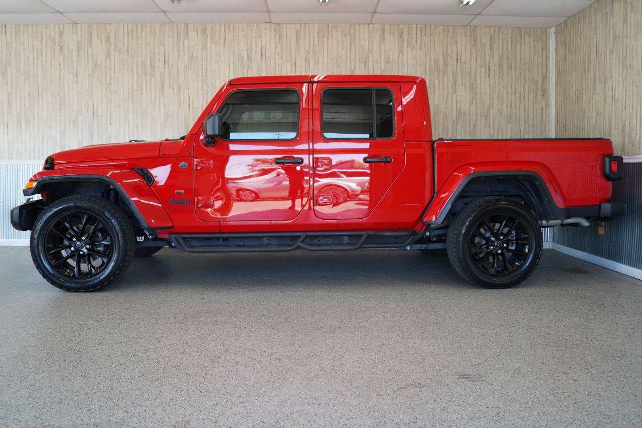 Used 2024 Jeep Gladiator Sport AWD/4WD image 5