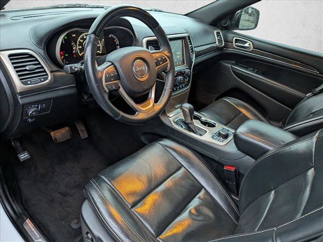 Used 2016 Jeep Grand Cherokee Overland image 10