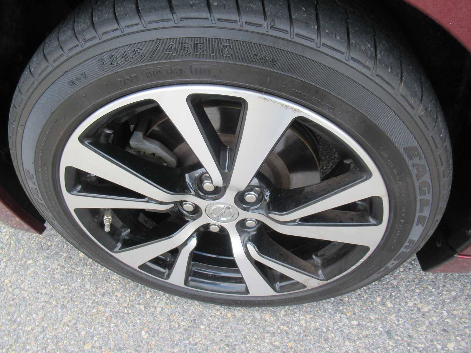 Used 2018 Nissan Maxima 3.5 SV image 11