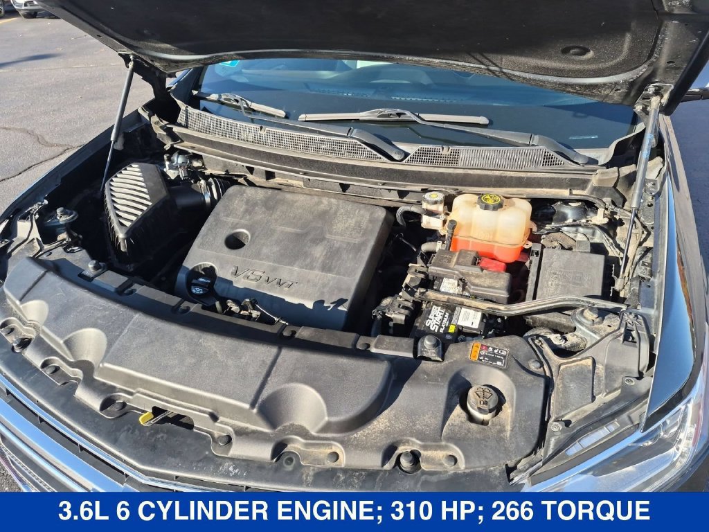 Used 2020 Chevrolet Traverse LT w/ LT Premium Package AWD/4WD image 35