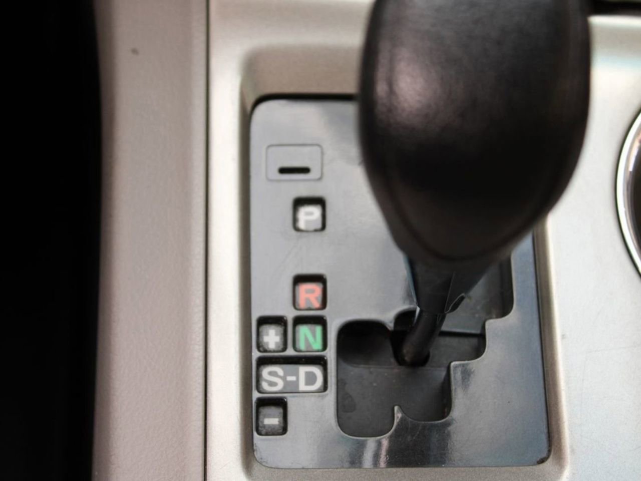 Used 2011 Toyota Highlander 2WD w/ Tech Pkg image 21