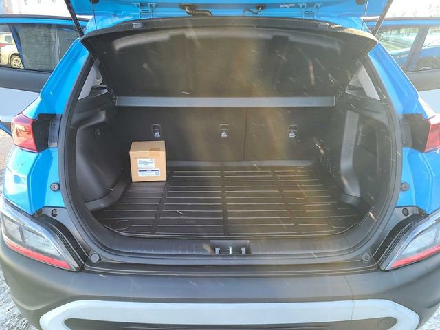 Used 2022 Hyundai Kona SEL w/ Cargo Package image 23