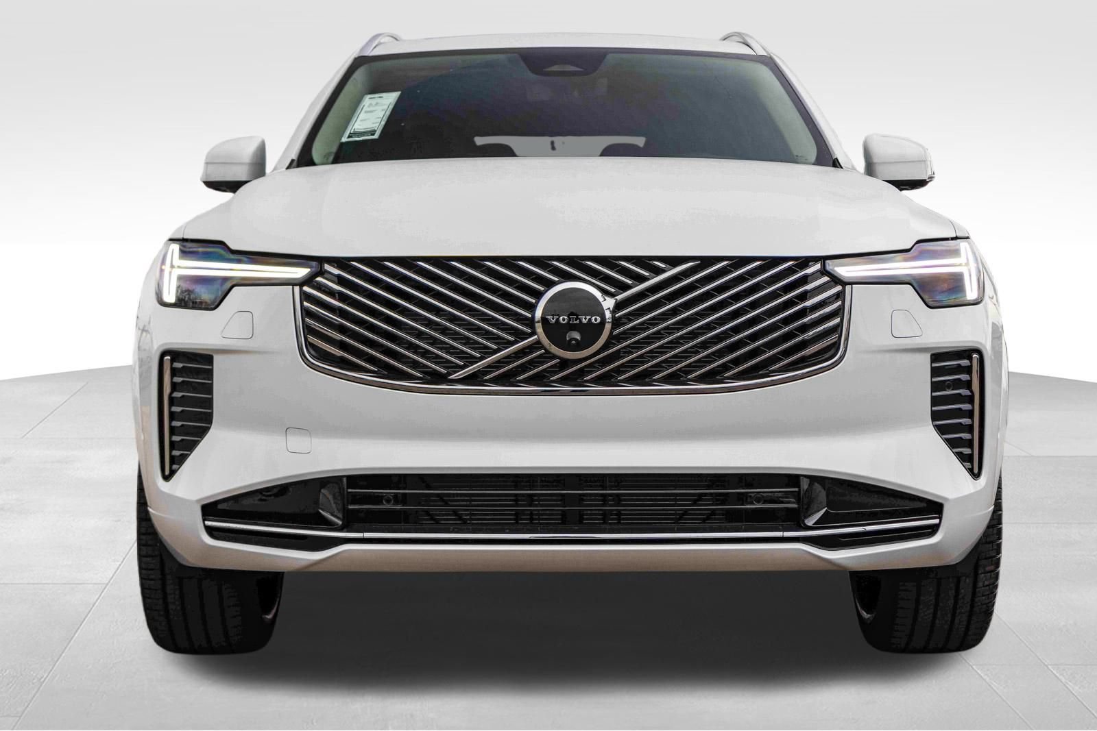 New 2026 Volvo XC90 B6 Ultra w/ Lounge Package AWD/4WD image 2