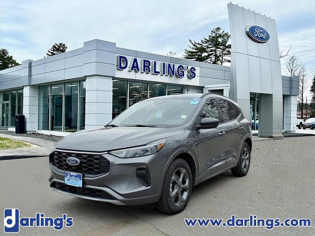 Used 2023 Ford Escape ST-Line image 1