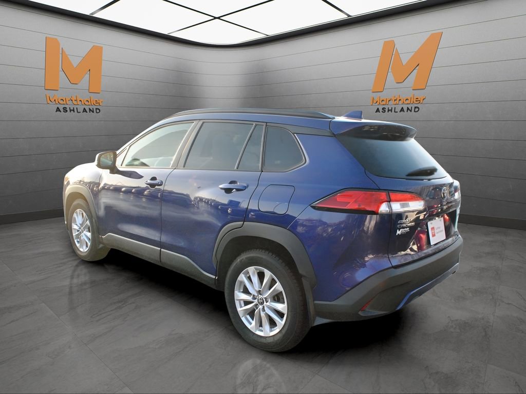 Certified 2022 Toyota Corolla Cross LE image 4