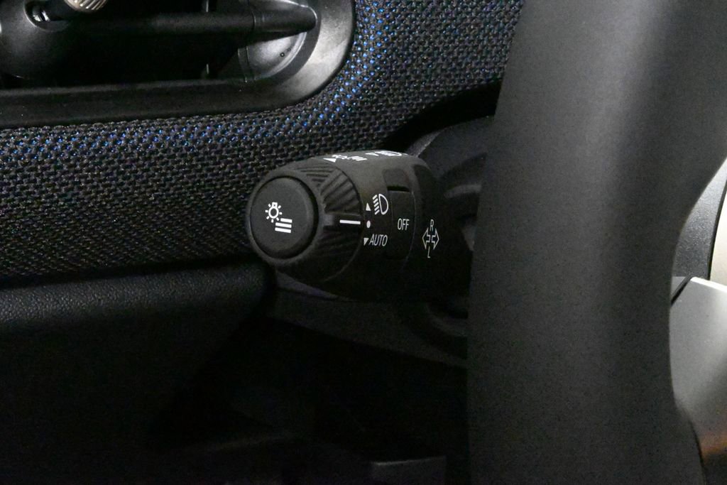 Used 2025 MINI Cooper S image 28