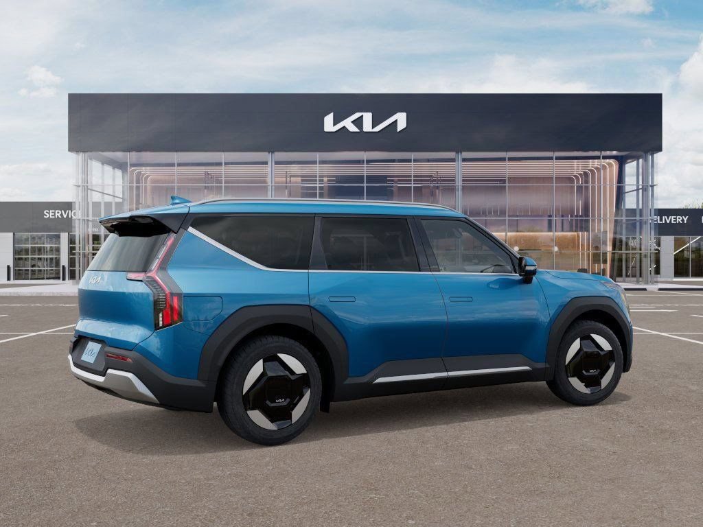 New 2026 Kia EV9 Wind AWD/4WD image 5