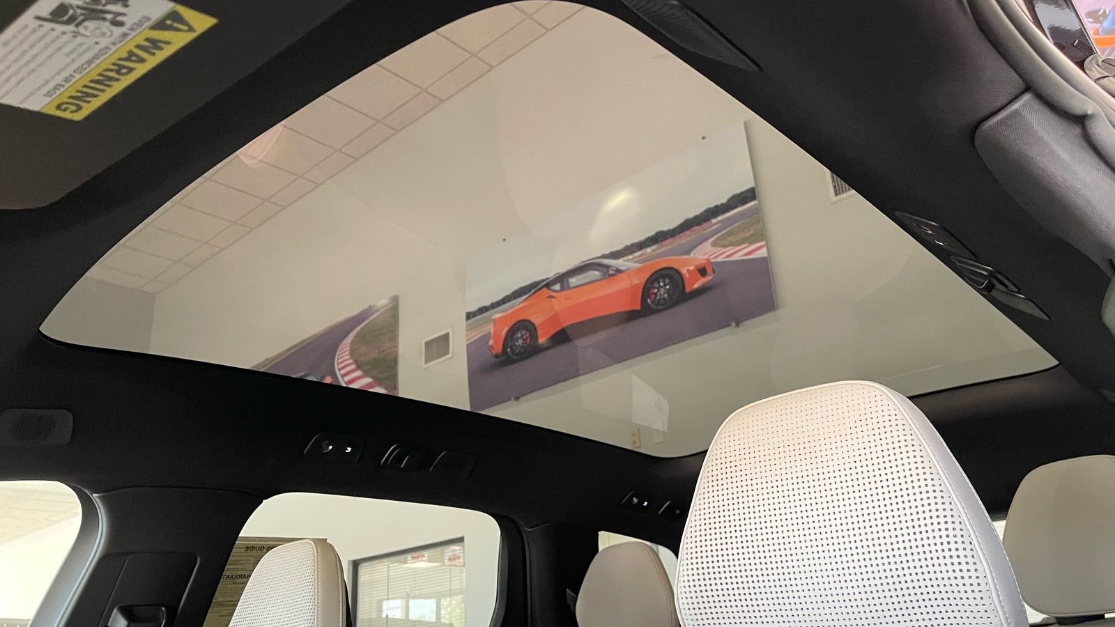 Used 2025 Volvo EX90 Ultra image 38