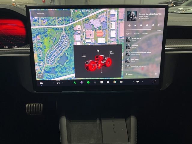 Used 2024 Tesla Model S Plaid AWD/4WD image 15