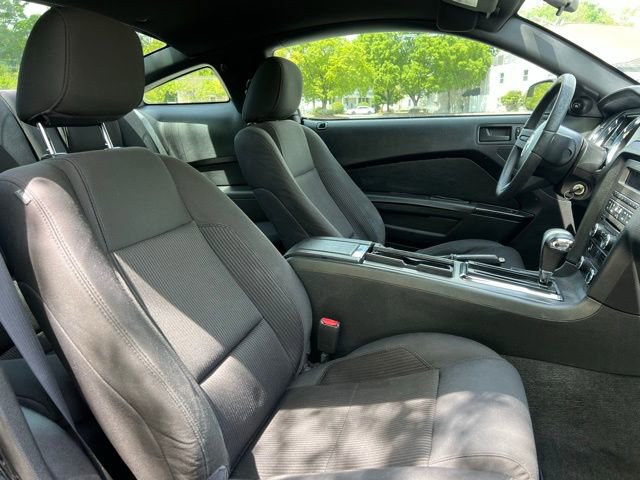Used 2012 Ford Mustang Coupe RWD image 15
