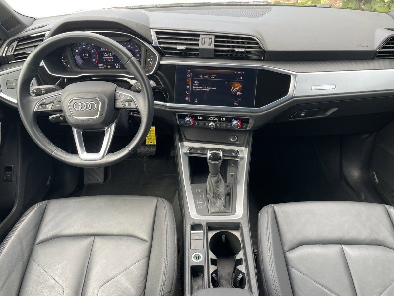 Used 2021 Audi Q3 2.0T Premium image 13