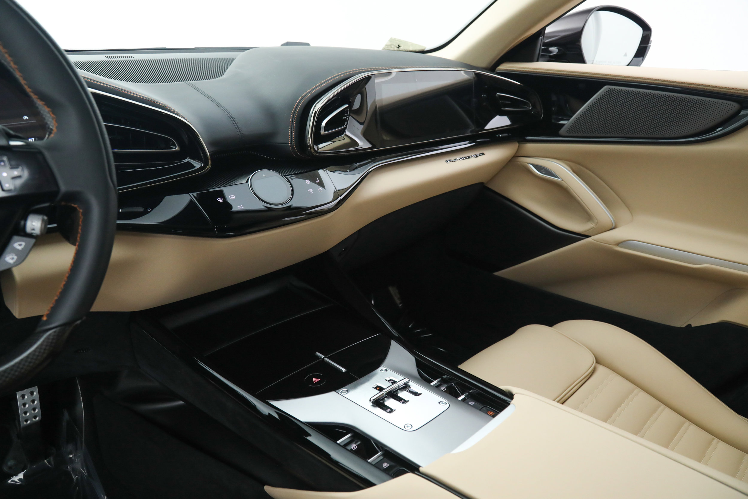 Certified 2025 Ferrari Purosangue AWD/4WD image 34