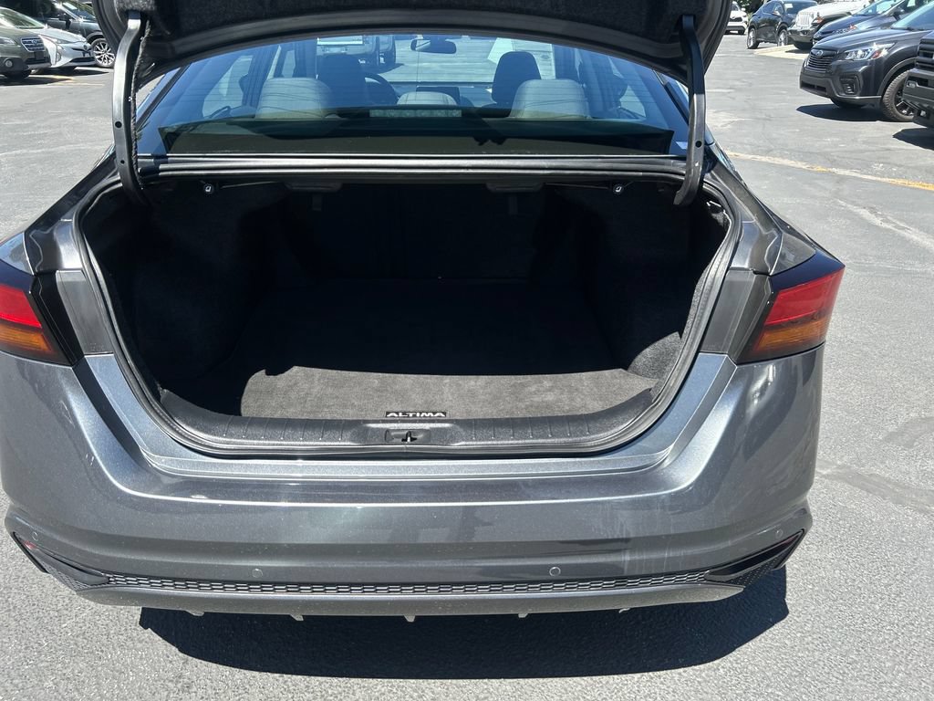 Used 2025 Nissan Altima 2.5 SV FWD image 22
